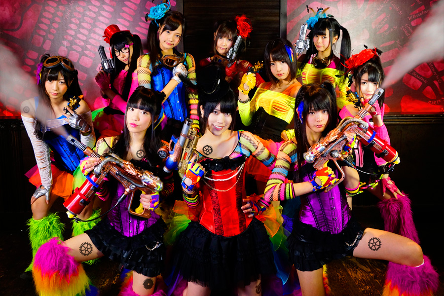 Steam Girls released the short MV for their new song “HIGH and LOW”