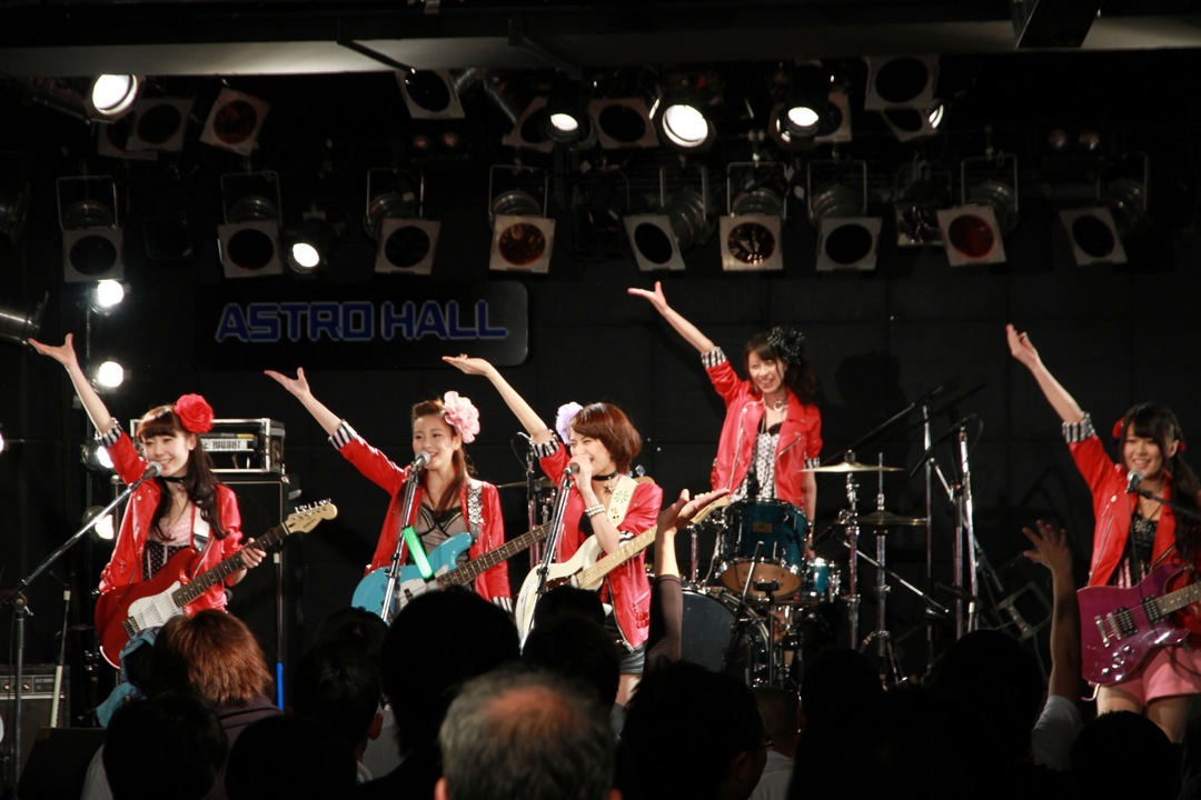 VIDEO MESSAGE from Incomparable Girls Rock and Dance Unit, HIME carat!