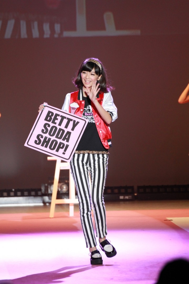 Quite Expert! School Girl Fashion Festival, “JS Girl Festival 2013”