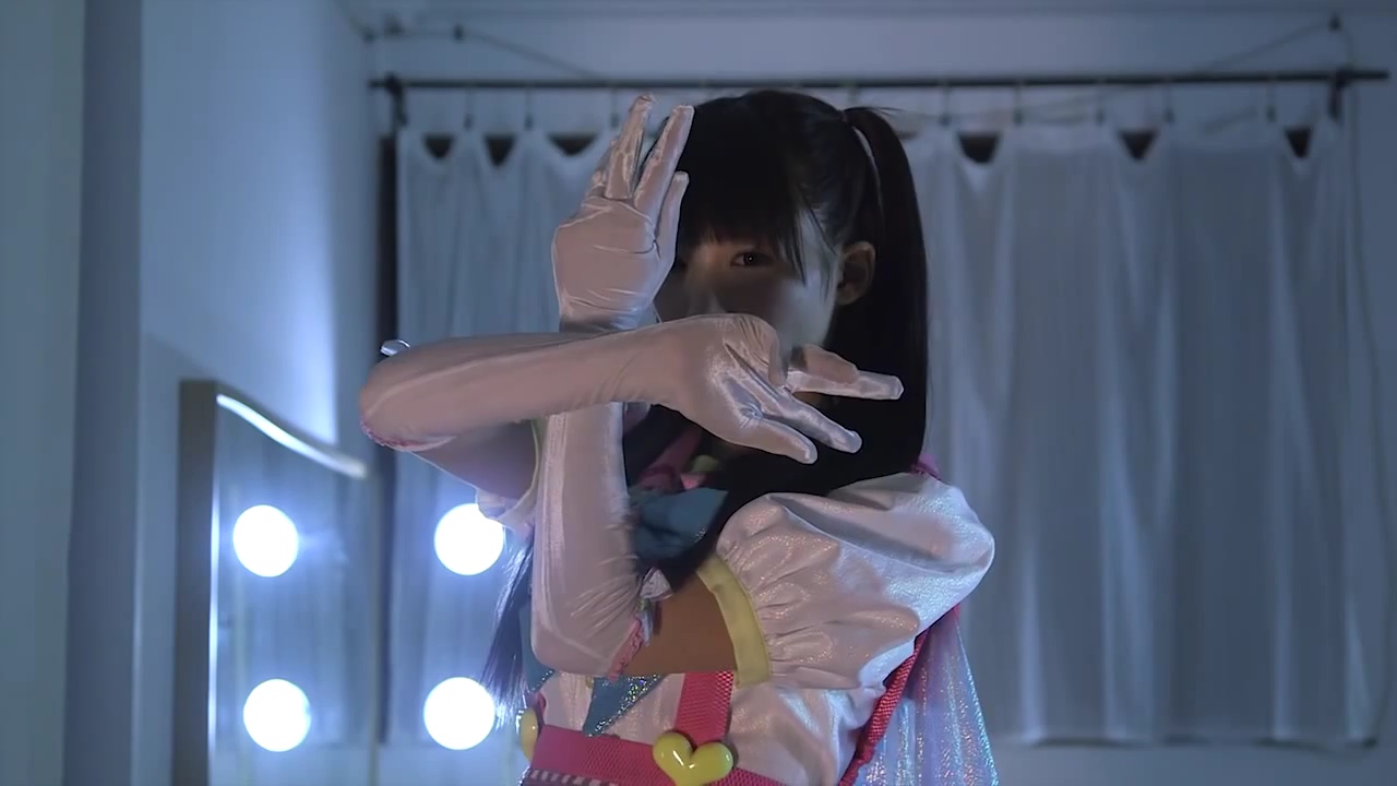 Pikarin’s Spiral Dance Becomes Hot Topic!