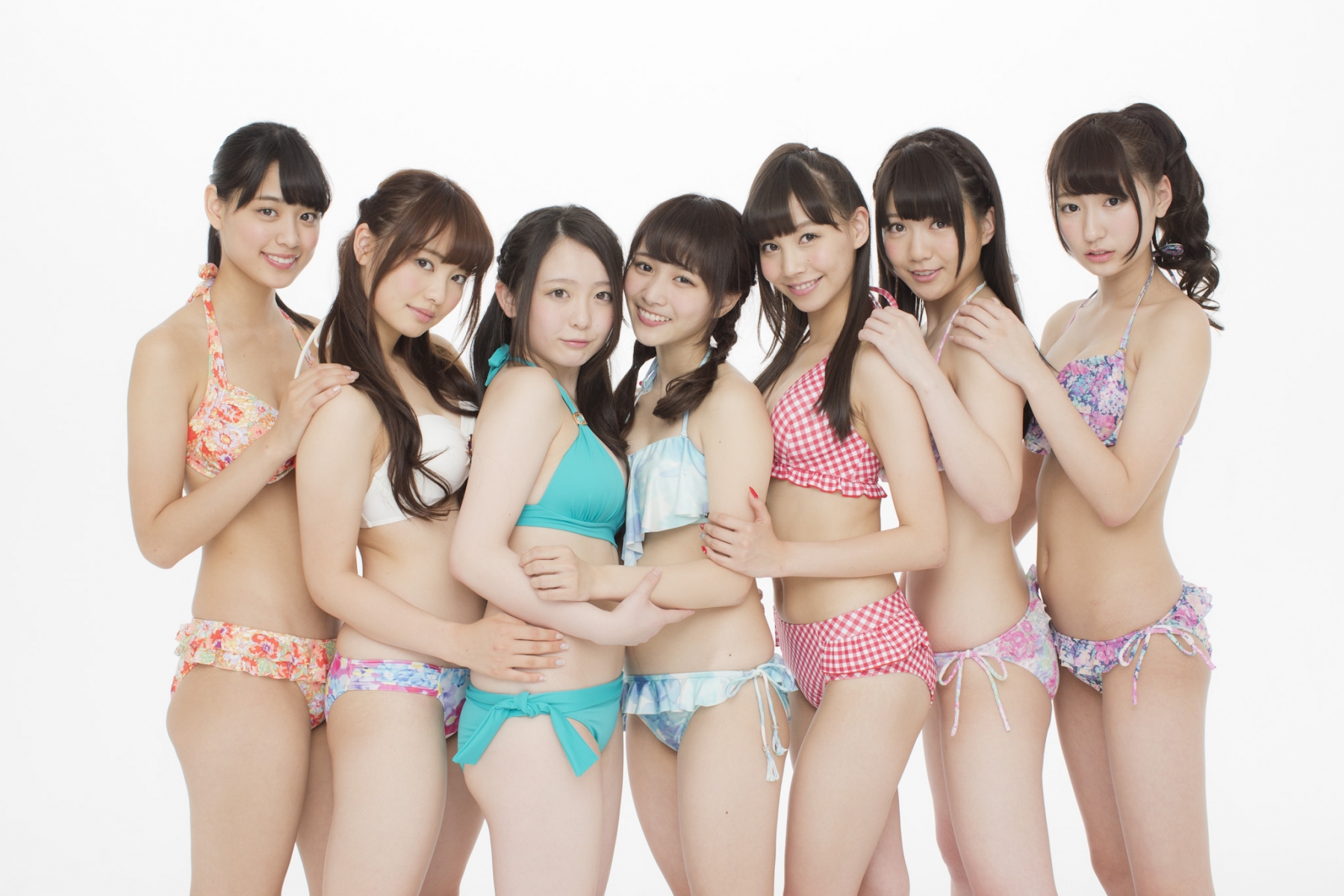 palet to release Music Cards for “VICTORY” in 20 Different Types including Bikini Shots!