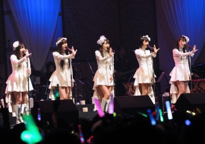 Media of Momoclo’s acoustic live events “Momoiro Yobanashi” are finally released!!