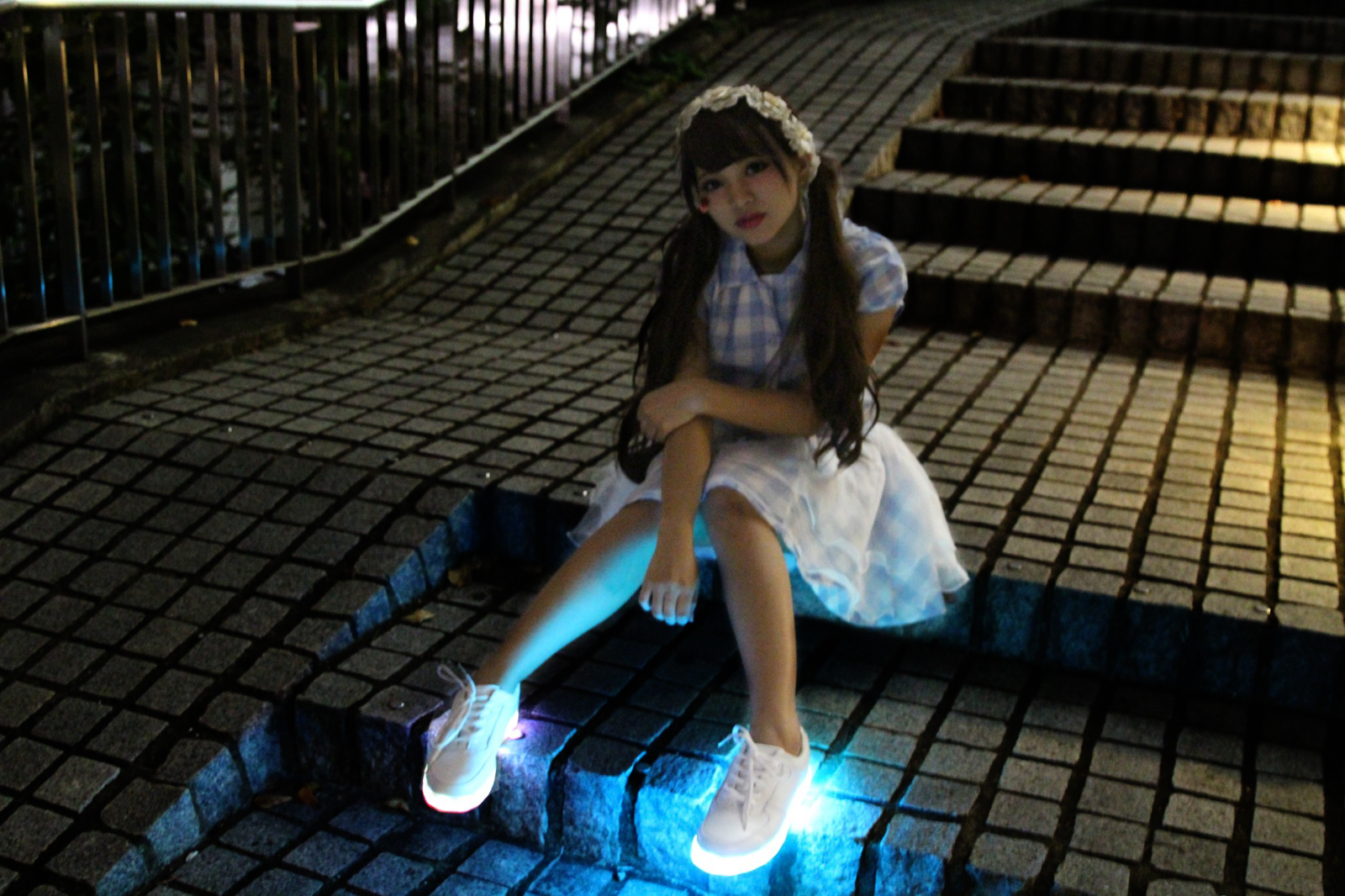 LED Shoe Giveaway!!: “Tokyo Rad Girls” Model Shoot in Shibuya!