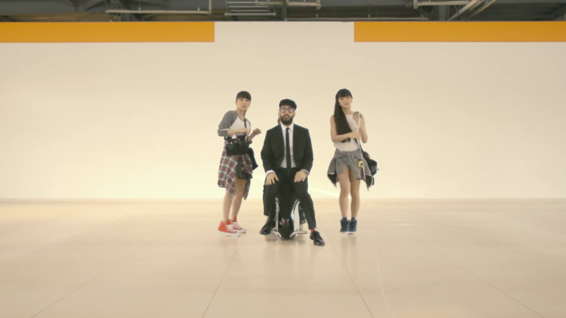 Perfume Makes Cameo Appearance in American band OK Go’s New MV!