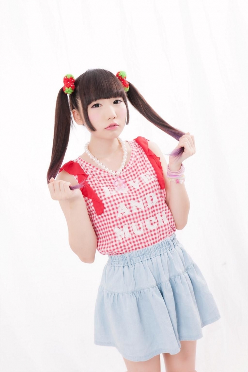 Ichigo Rinahamu’s 1st Single: Sell 5,000 Copies or Retire?