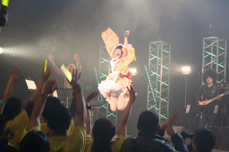 Happy Anniversary! Solo Idol Hiiragi Rio’s 20th Birthday Live Concert Held in the Midnight