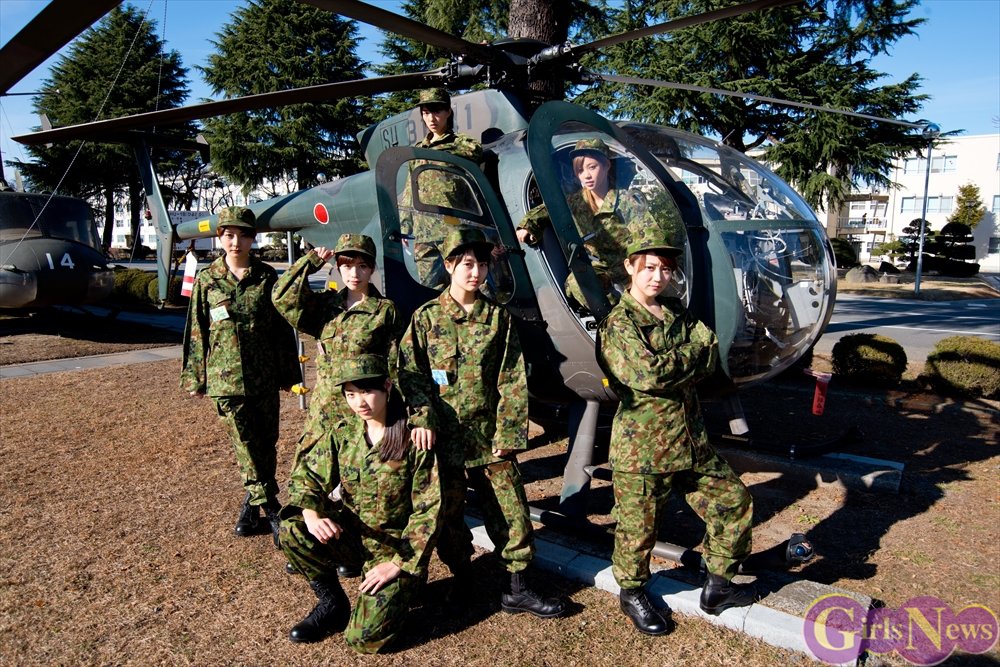 UPUPGIRLS (KARI) Level Up Their Experience Points With Military Training