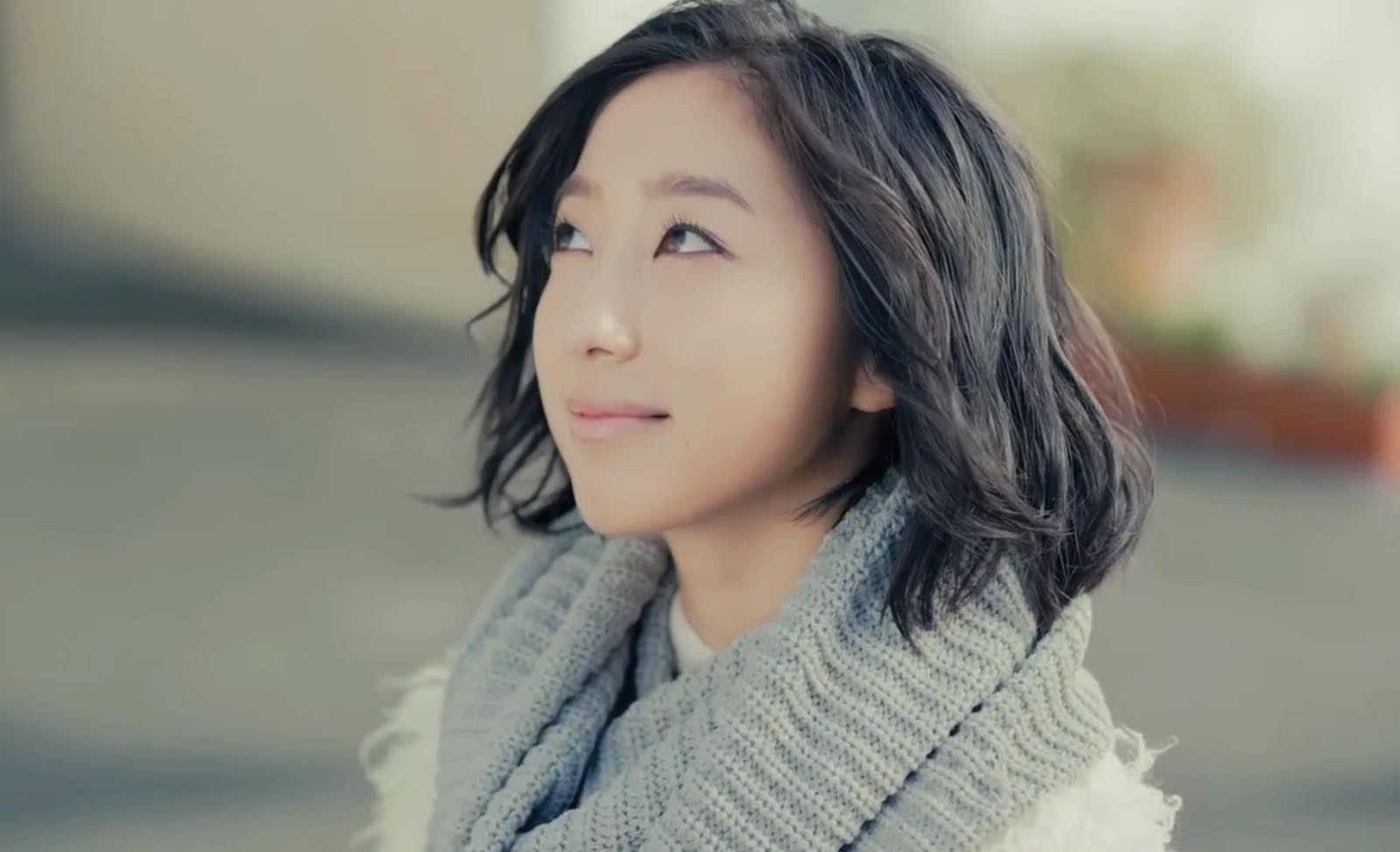 Flower’s “TOMORROW ~Shiawase no Housoku~” is the Theme Song for the “Annie” Film Remake in Japan!