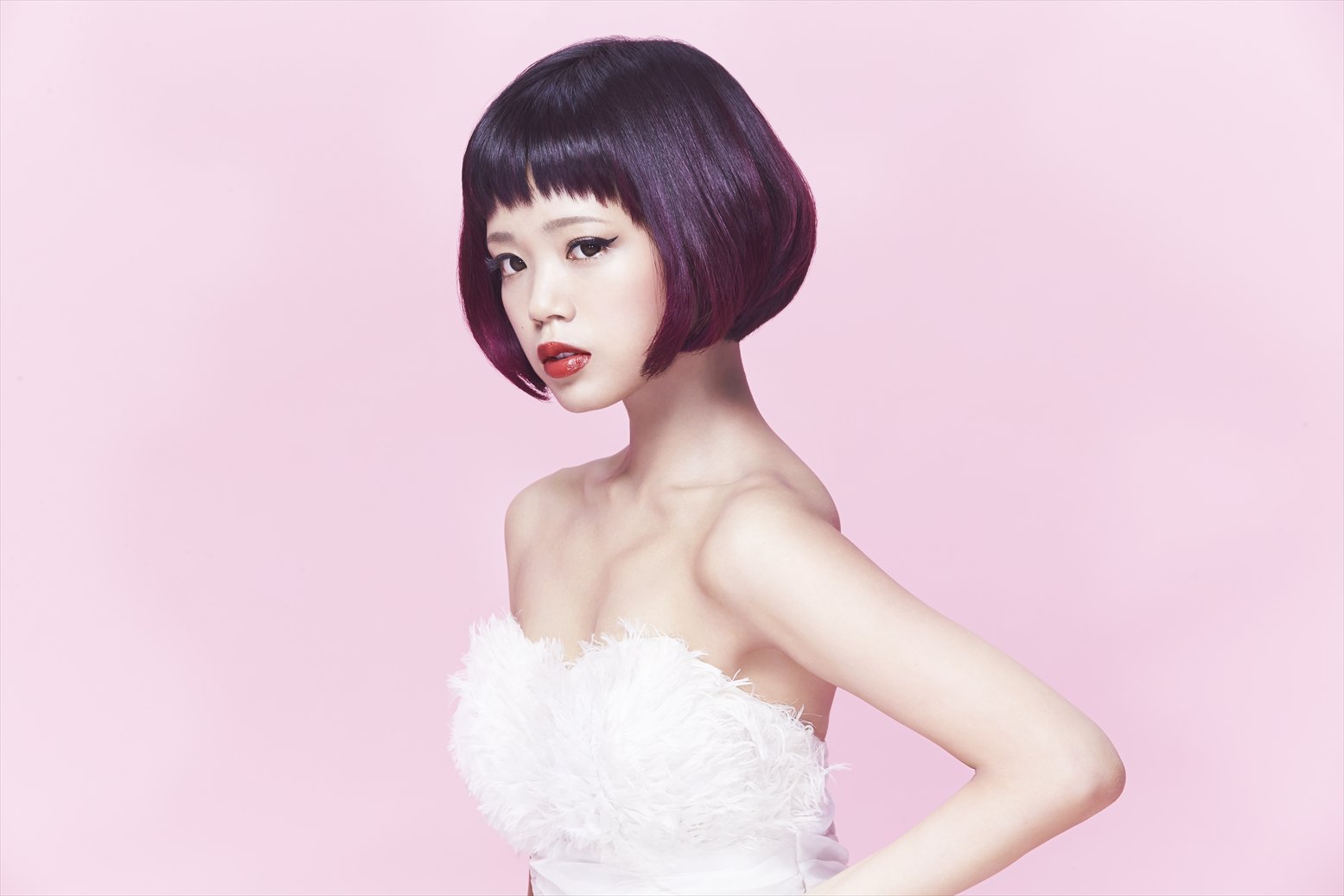 Hanae Shows a New Side of Her in MV “S-T-A-R-S” with Her Smooth Rapping
