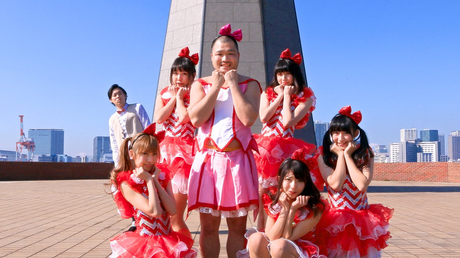 Q’ulle to Collaborate with Wannabe Idol Male Comedian Kumamushi and Dance Their Original Song “Attakaindakara♪” Together!
