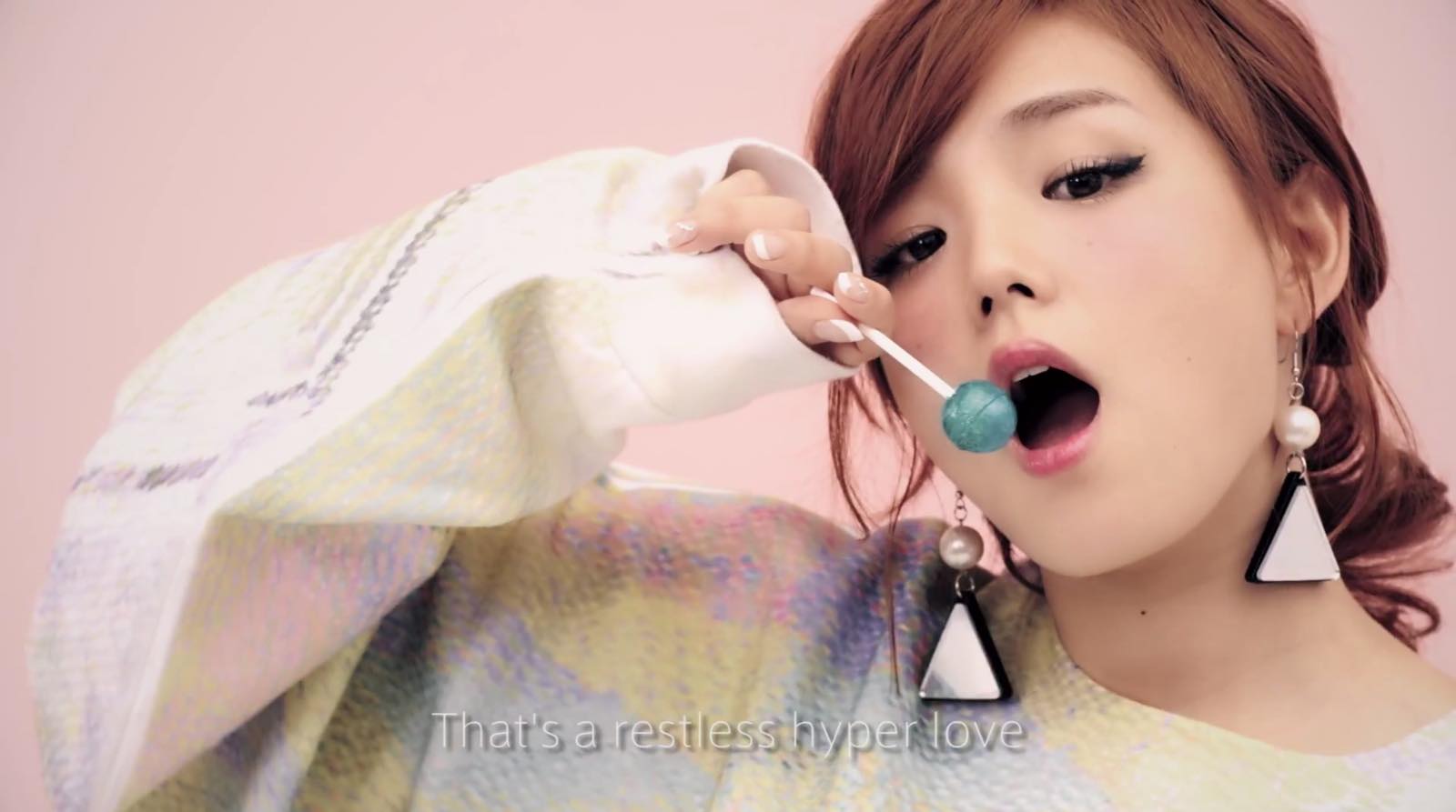 Ai Shinozaki Dances (and Sings) With Herself in the MV for “A-G-A-I-N”