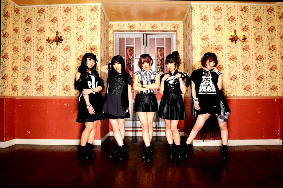 Tsubasa Fly Throw Open the Curtains on the MV for “Break Through” From Their 1st Album!