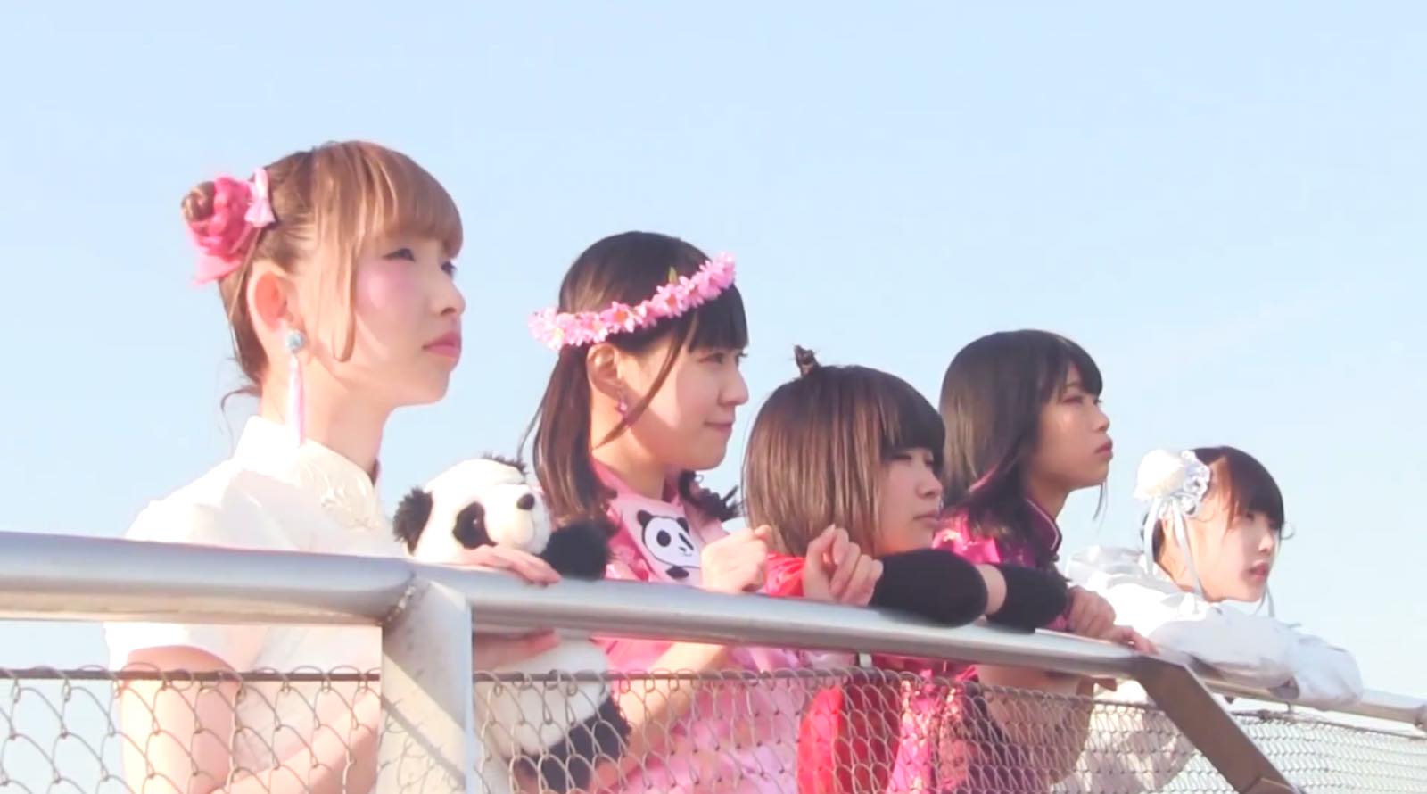 Panda-monium in the Streets of Yokohama Chinatown! Yurumerumo!’s MV for “1!2! Kung fu!”