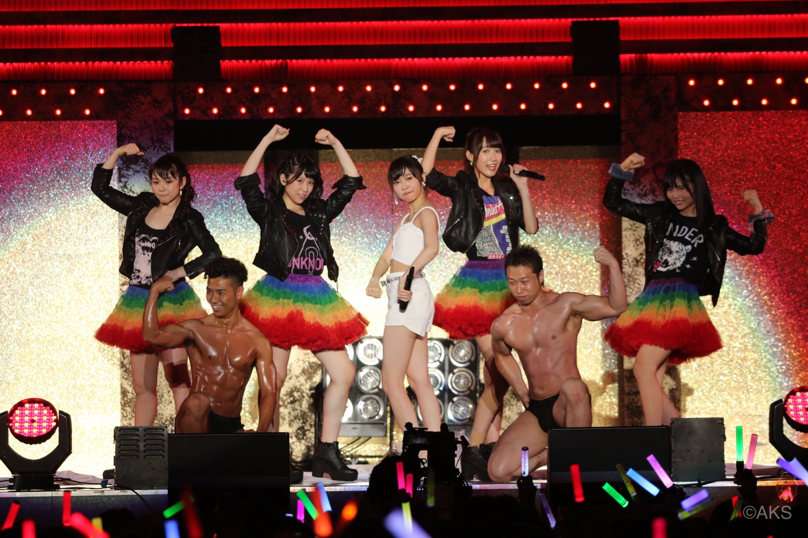 HKT48 Ends First National Tour at Yokohama Arena! Rino Sashihara to Direct HKT48 Documentary!