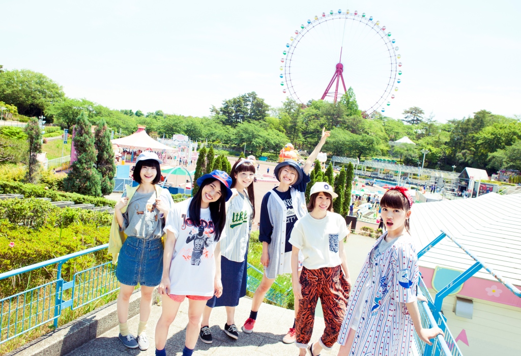 Hot Summer Nights! lyrical school Shine a Light on the Retro MV for “Wonderground”!