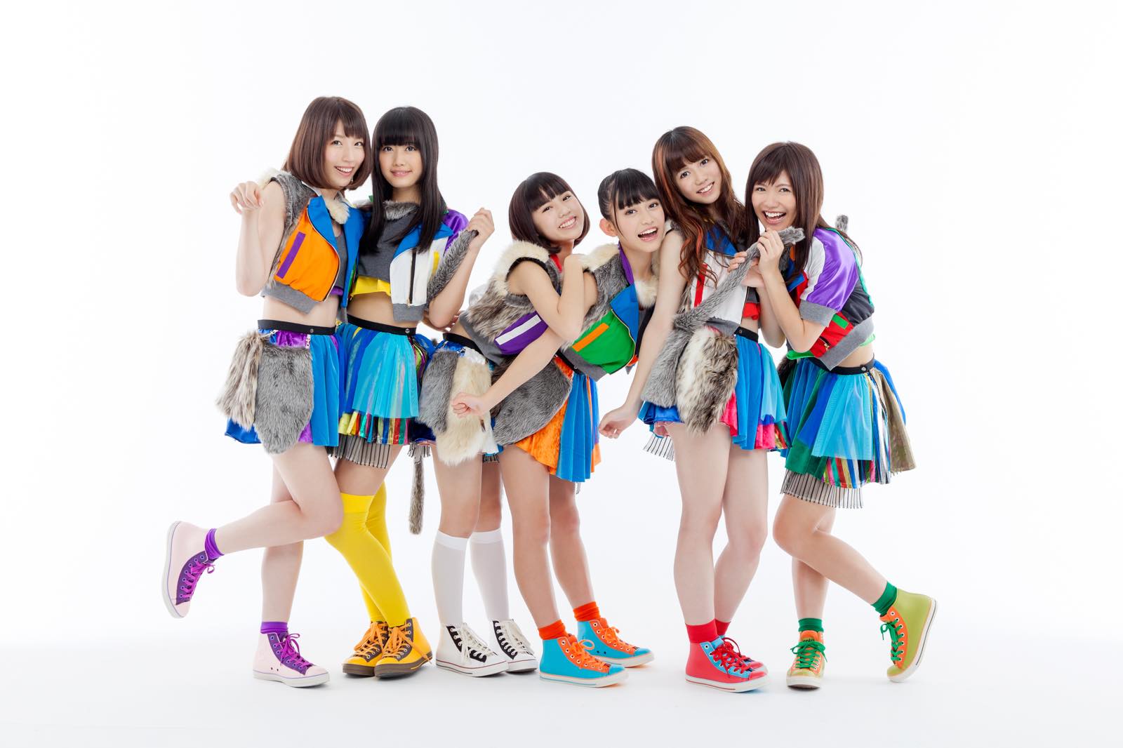 SiAM&POPTUNe Run to the Sea in the MV for “Natsu ni Koi Shite”!