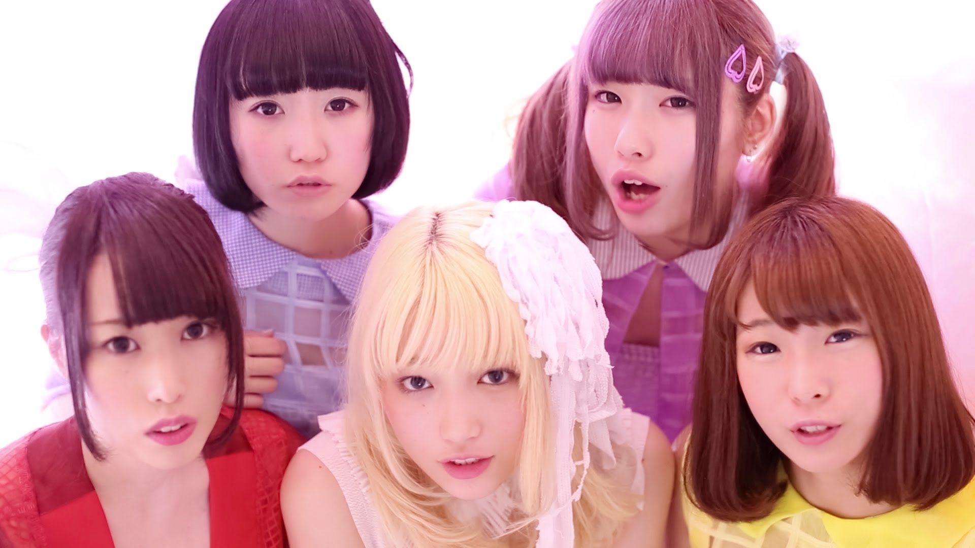 Zenbu Kimi no Sei Da Expose Disorderly MV for 1st Digital Single “Neo Jealous✡Mero Chaos”!