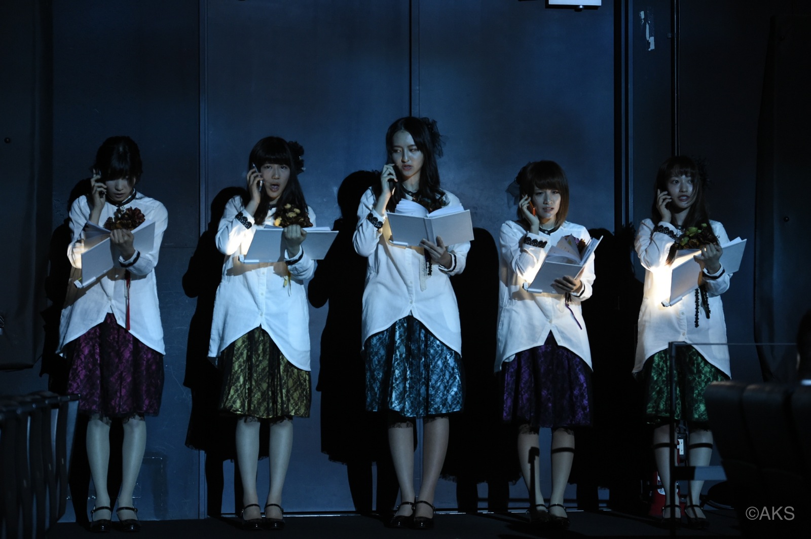 AKB48 Wants to Scare the Pants Off You in the Closet Drama “Adrenaline Nights”!
