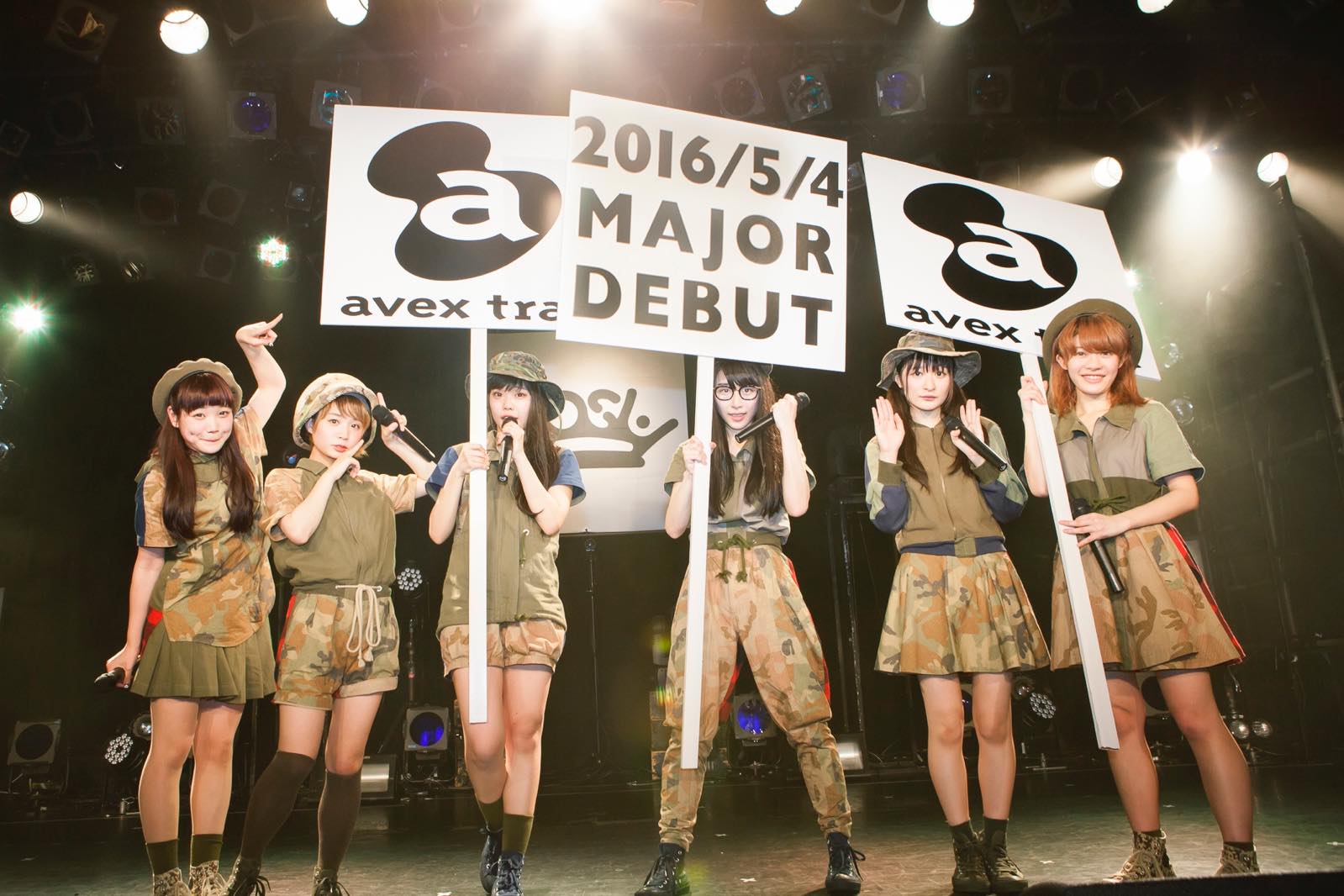 BiSH’s Opinion Poll : Continuation or Prohibiton of Lifting in the Concert