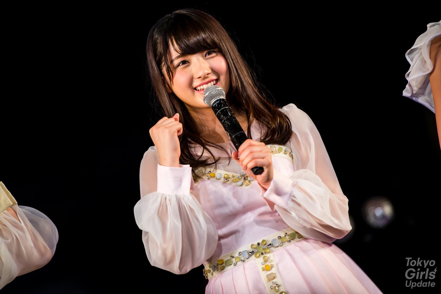 Nana Owada Announces Graduation From AKB48
