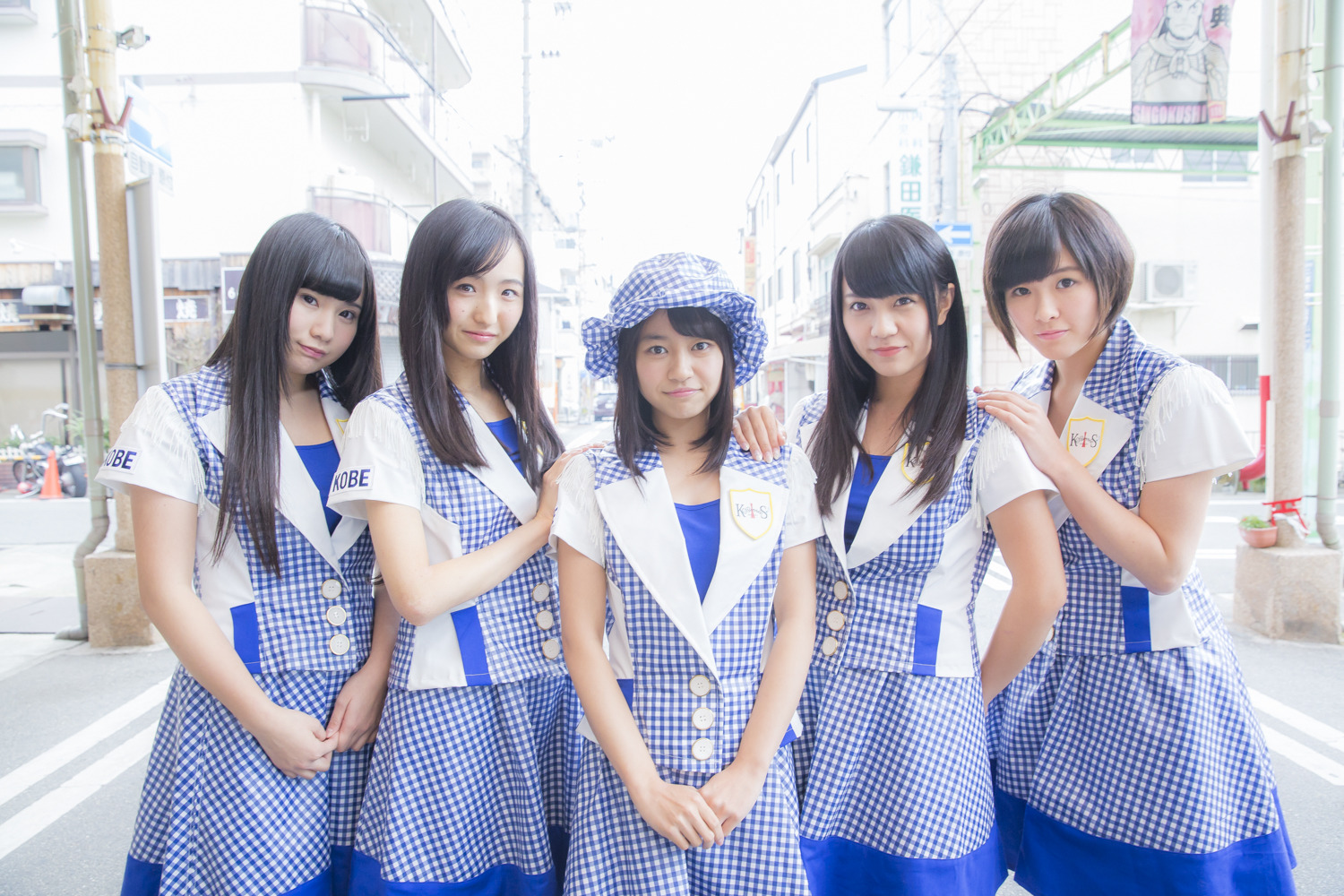 KOBerrieS♪Reveal MVs for “Konna ni Hito Suki ni Narun dane” and “Dongiba”!