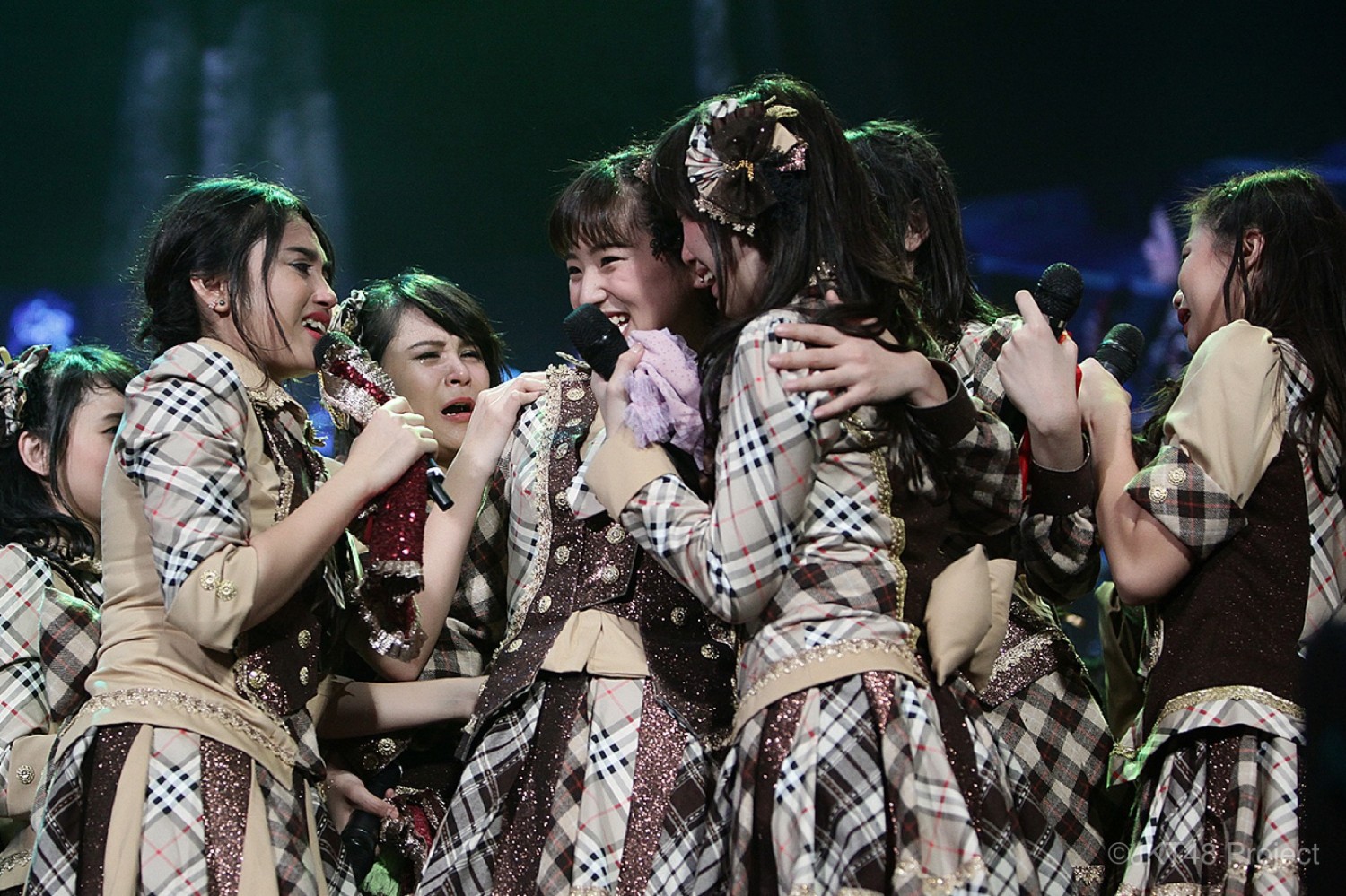 Haruka Nakagawa Announces Graduation from JKT48 at the End of 2016