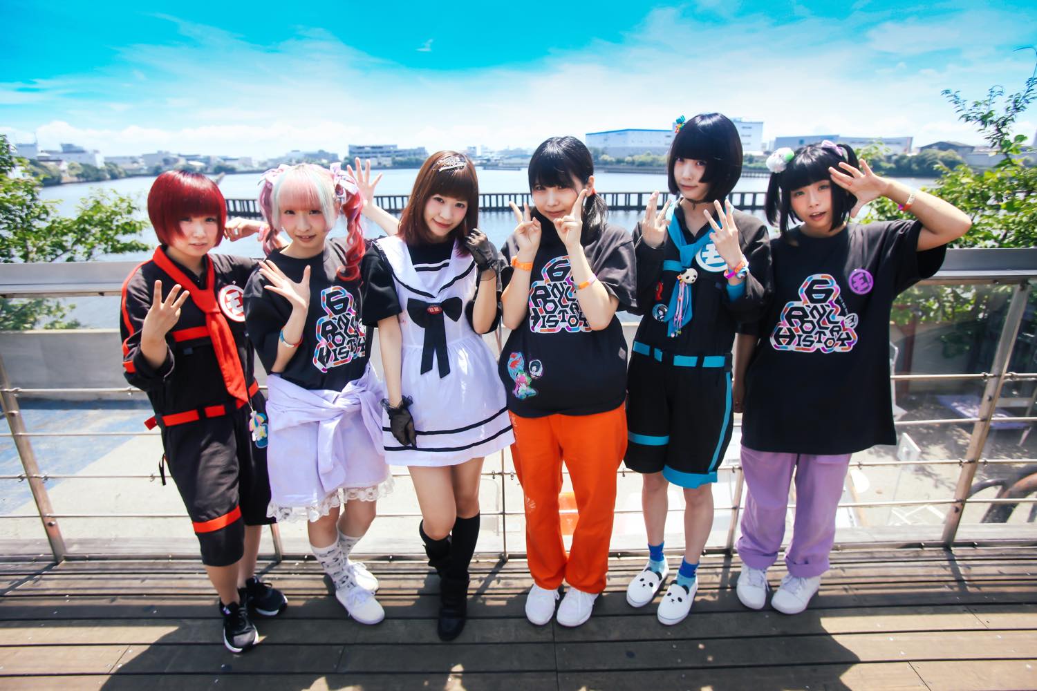 Yurumerumo! Celebrate Rock ‘n’ Roll History! Mone and Chibo Graduation Live Report