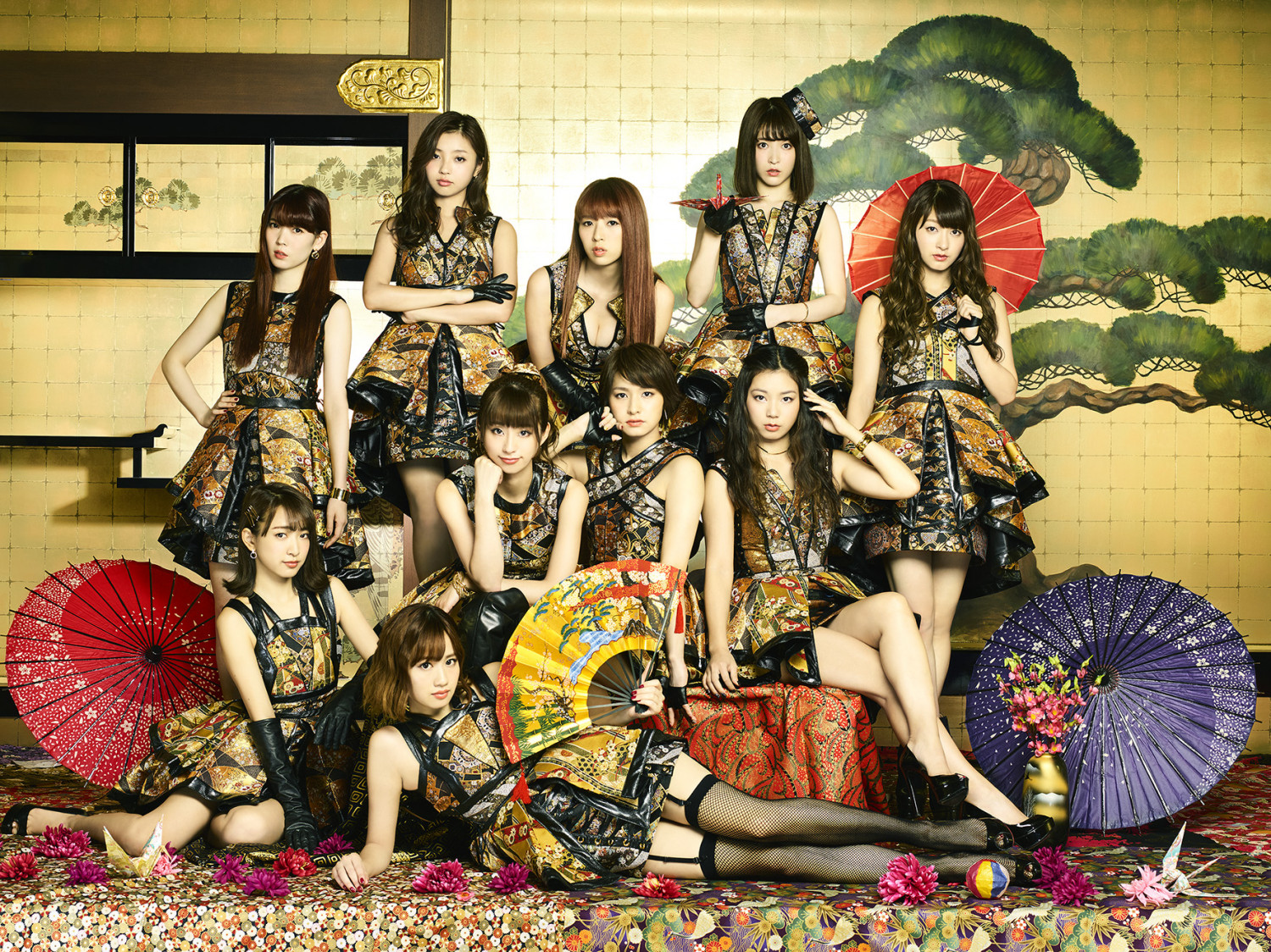 Taste of Honey: predia Pull Back the Sliding Doors on the MV for “Kindan no Masquerade”!