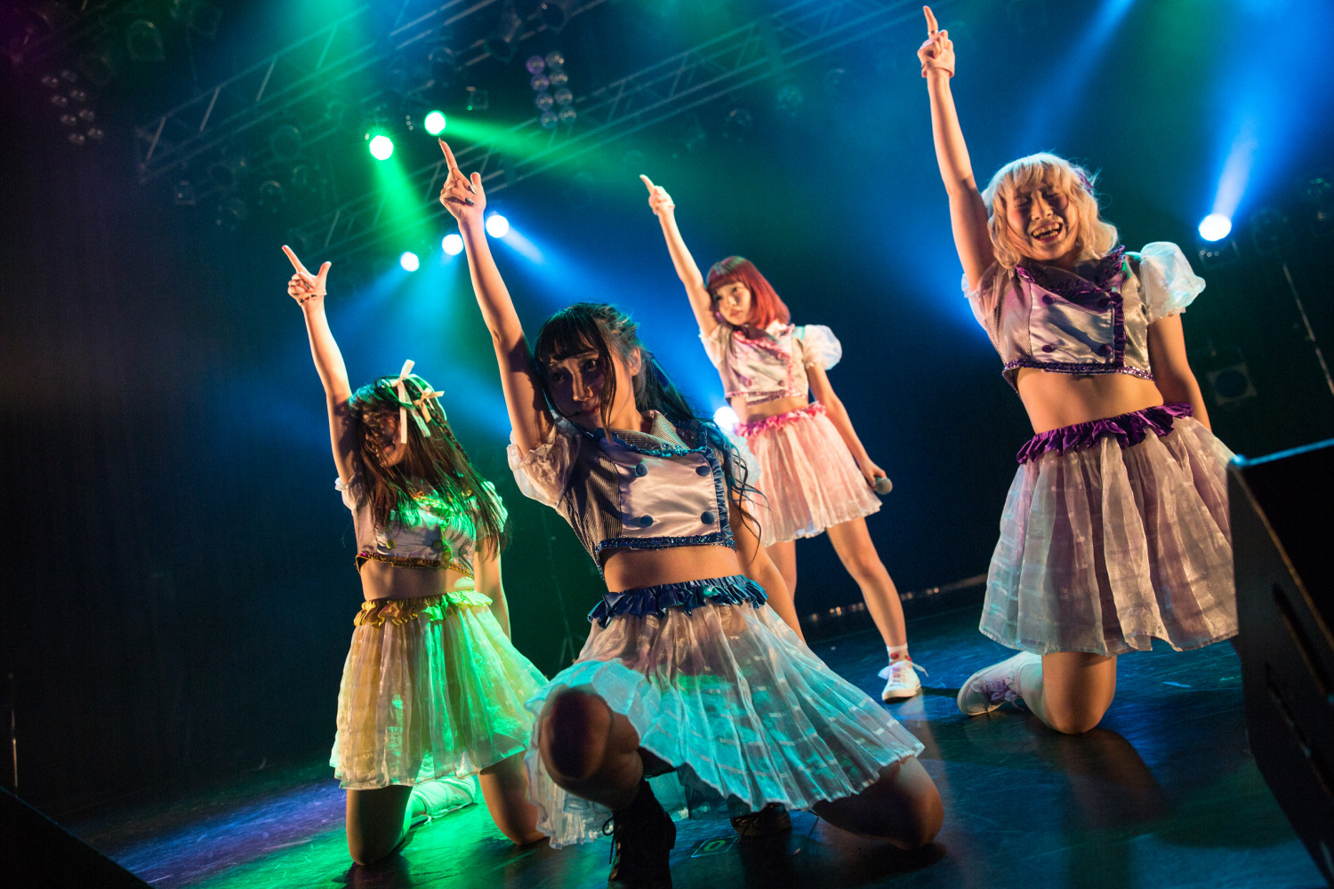 81moment Spread Wota-gei to the World with Their 1st Single “UTAGEI”