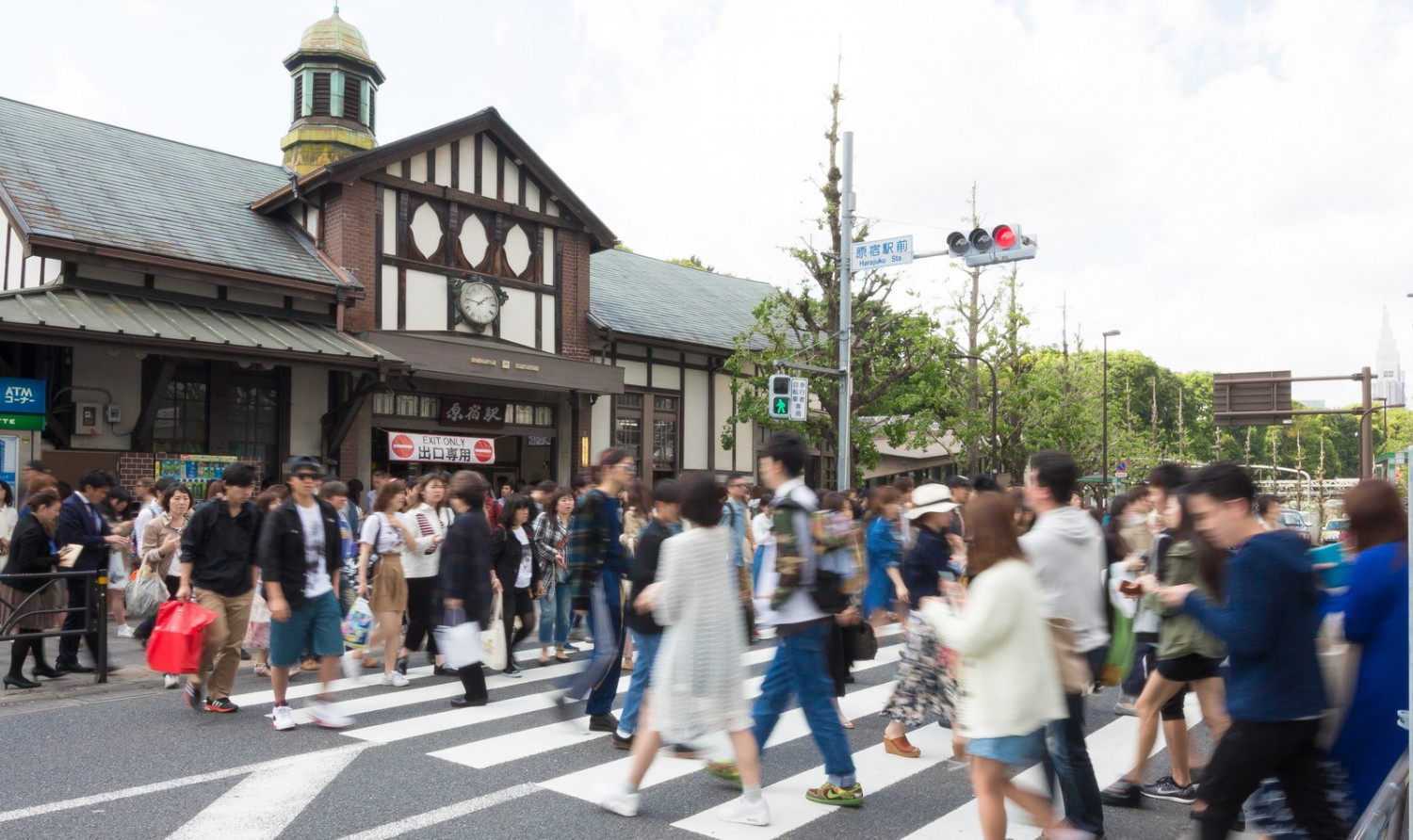 Rules of the Street: Japanese Road Customs That Might Surprise You
