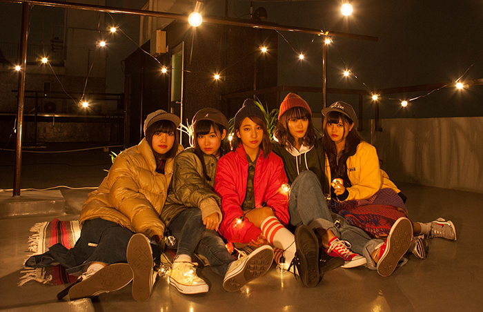 lyrical school Dial Up the Charm on a Cold Winter Night in the MV for “CALL ME TIGHT”!