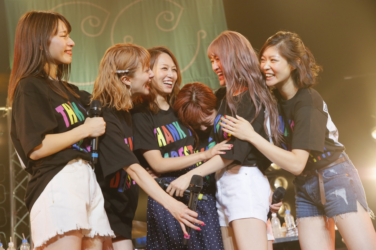 Ciao Bella Cinquetti Reunites with Former Members at Final Performance